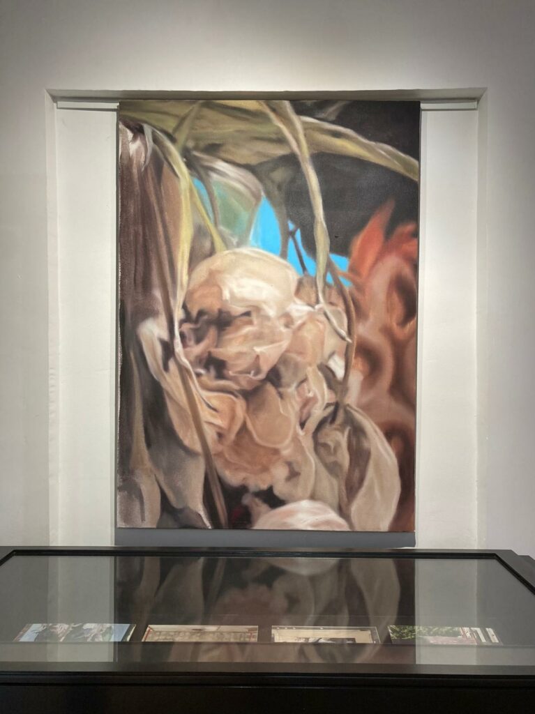 PROLONGATION 
Elisabeth Gilbert Dragic est à la galerie, la galerie est ouverte demain et jusqu'au 29 octobre